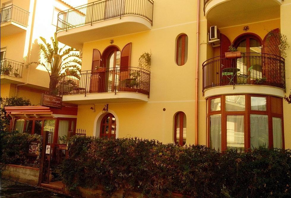 Villa Marysa Studio Apartment Giardini Naxos Exterior foto